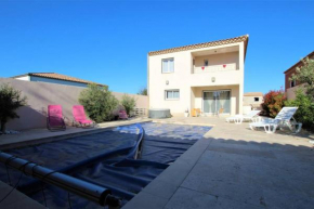 Bastide de 170 m2 à 10 min de la place aux Herbes